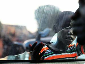 HOW TO SUPPORT INDIGENT CHILDREN BEGGING IN TRAFFIC!